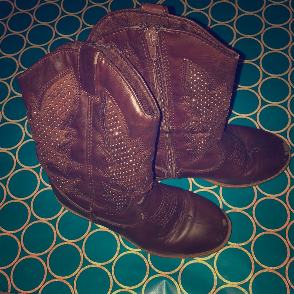 Girls cowgirl boots